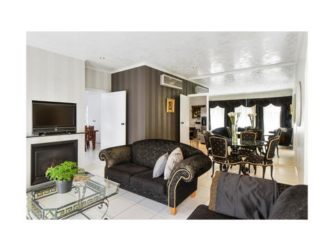 Boutique Stays - Brighton Rose - Accommodation Redcliffe 2