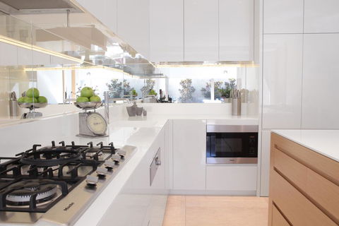 Boutique Stays - The Residence, Brighton Luxury Apartment - Accommodation Redcliffe 2