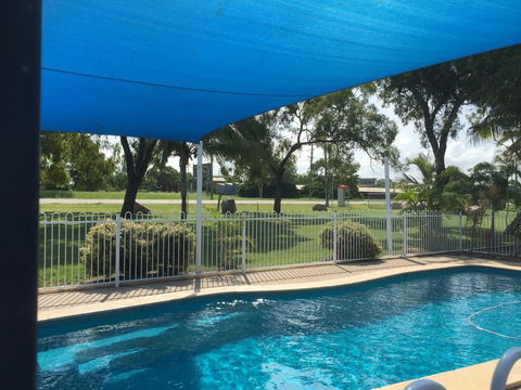 Bowen Arrow Motel - Accommodation Redcliffe 3