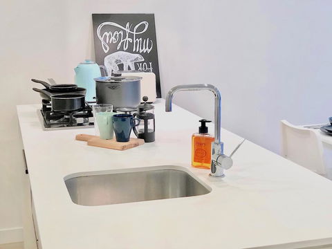 BPM Brighton APT With Garden LG2 - Accommodation Redcliffe 3