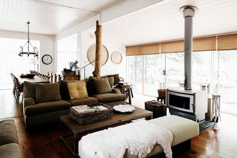Braebrook - Stunning Farm House! - Accommodation Redcliffe 1