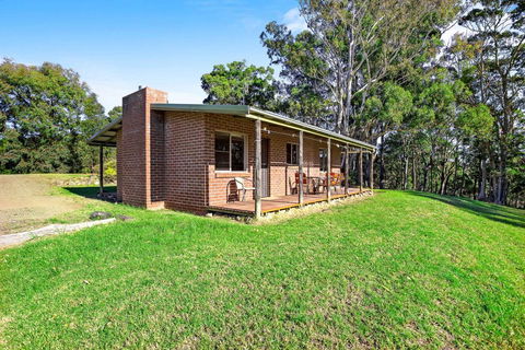 Braeside Cabin One - Pinkwood - Accommodation Redcliffe 0