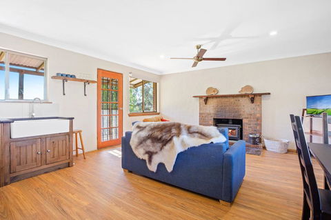 Braeside Cabin Two - Alphitonia - Accommodation Redcliffe 3