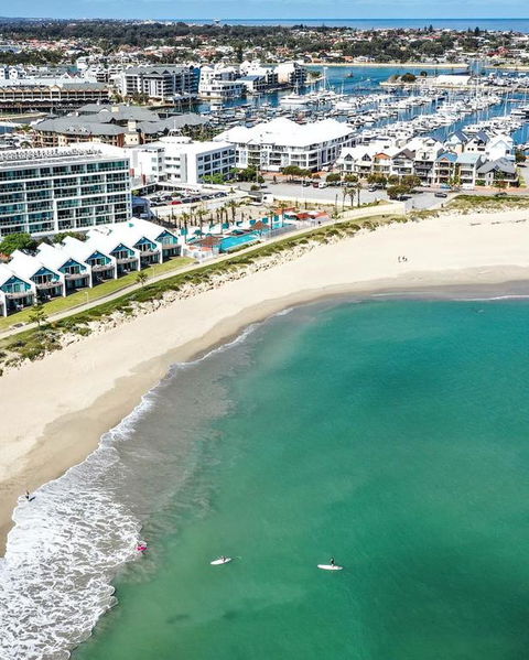 Breakwater Short Stay - Accommodation Redcliffe 3