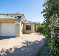 Breather - Accommodation Redcliffe