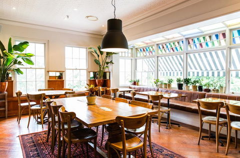 Bridgeview Hotel Willoughby - Accommodation Redcliffe 1