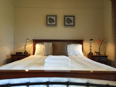Brigadoon Cottages - Accommodation Redcliffe 3