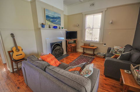 Brigalow Cottage - Accommodation Redcliffe 1