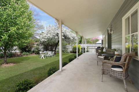 Bright 29 - Accommodation Redcliffe 2