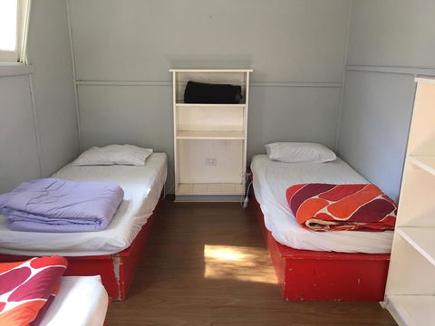 Bright Cabin Park - Accommodation Redcliffe 0