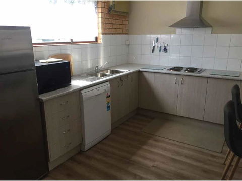 Bright Motor Inn - Accommodation Redcliffe 2