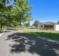 BrightAway - Accommodation Redcliffe