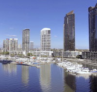 Brilliant Victoria Harbour Waterfront LVII - Accommodation Redcliffe