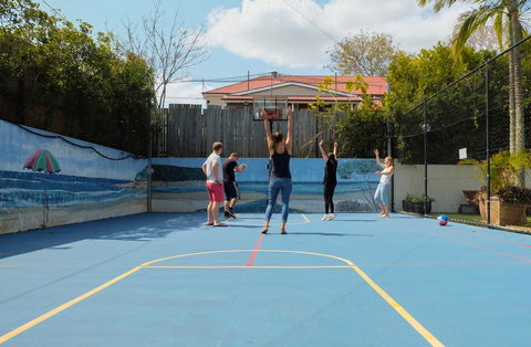Brisbane Backpackers Resort - Accommodation Redcliffe 2