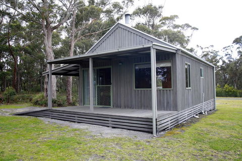 Brodribb River Rainforest Cabins - Cabin 3 - Accommodation Redcliffe 0