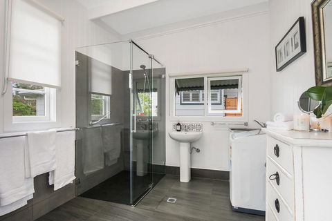Brooklet Cottage - Accommodation Redcliffe 1