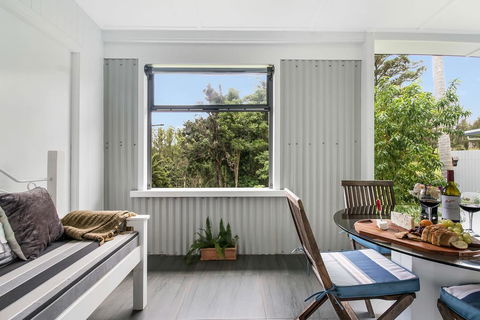 Brooklet Cottage - Accommodation Redcliffe 2