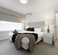 Brunswick Vibe - StayCentral - Accommodation Redcliffe