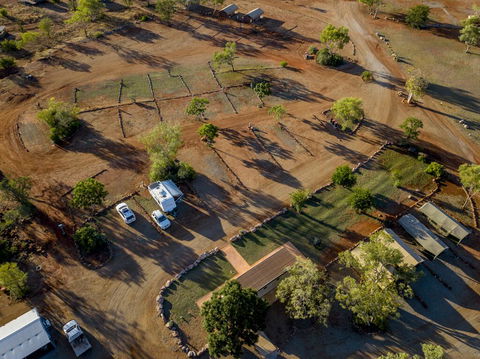Bungle Bungle Caravan Park - Accommodation Redcliffe 2