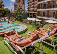 Bunk Surfers Paradise - Accommodation Redcliffe