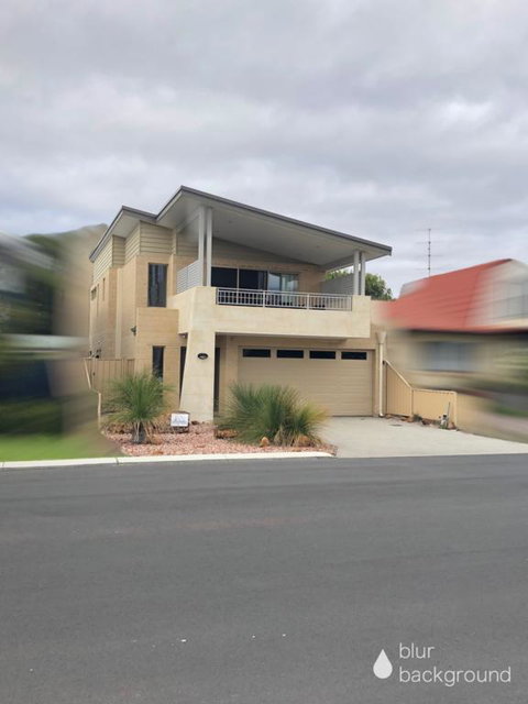Busselton Holiday Home - Accommodation Redcliffe 3