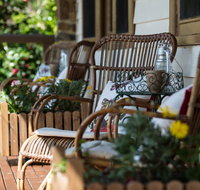 Buttercup Hill - Accommodation Redcliffe