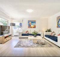 By The Beach - Accommodation Redcliffe