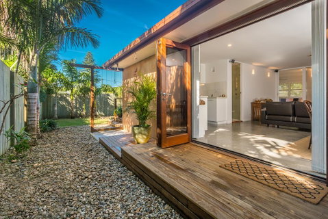 Byron Beachside Bungalow - Accommodation Redcliffe 1