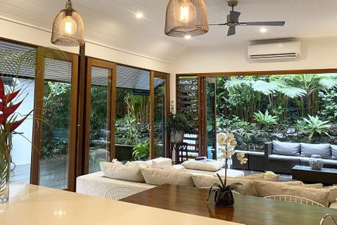 Byron By The Sea - Accommodation Redcliffe 0