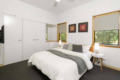 Byron Getaway @the Crest - Accommodation Redcliffe 0