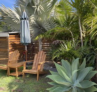 Byron Moon Large House  Half Moon Cottage - Accommodation Redcliffe