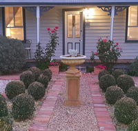 C  A's Cottage - Accommodation Redcliffe