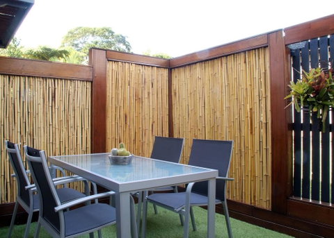 Cairns - Home Away From Home - Scenic & Peaceful - Accommodation Redcliffe 1