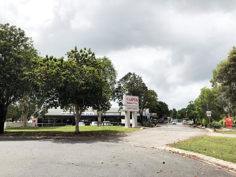 Cairns Adventure Lodge - Cook Your Own Meals In Your Private Kitchen Includes Dishwasher Washing Machine - Accommodation Redcliffe 1