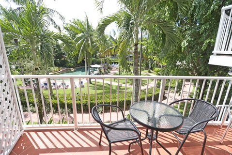 Cairns Beach Resort - Accommodation Redcliffe 3
