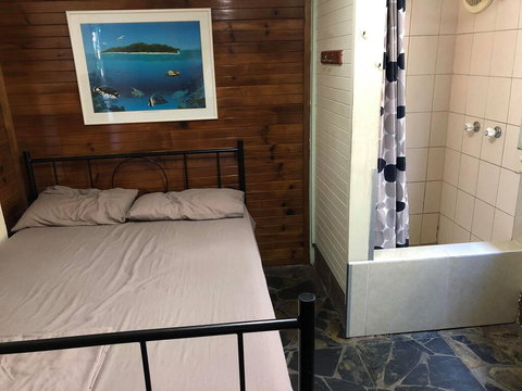 Cairns City Backpackers Hostel - Accommodation Redcliffe 1