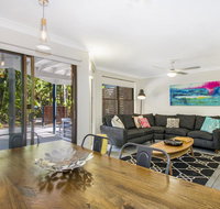 Calinda Sol 11 - Accommodation Redcliffe