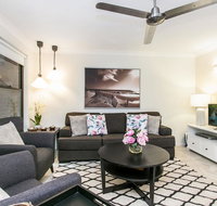 Calinda Sol 2  Clarkes Beach - Accommodation Redcliffe