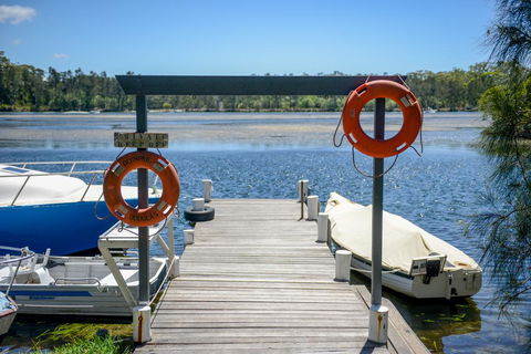 Calm Waters Waterfront Cottages - Accommodation Redcliffe 0