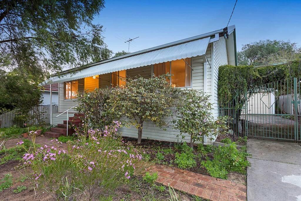 Kwinana Town Centre WA Accommodation Redcliffe