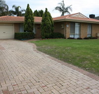 Canal Time Home Mandurah - Accommodation Redcliffe