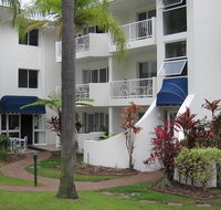 Cannes Court Apartments - Accommodation Redcliffe