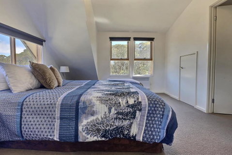 Cape Cod - Accommodation Redcliffe 2