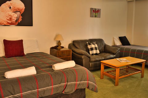 Cape Jervis Accommodation & Caravan Park - Accommodation Redcliffe 2