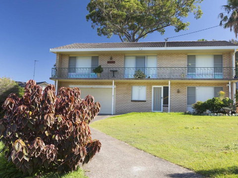 Capeview - Accommodation Redcliffe 2