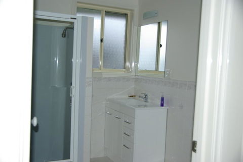 Captain's Quarters Bermagui - Accommodation Redcliffe 2