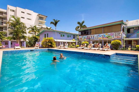 Caravella Backpackers - Accommodation Redcliffe 0