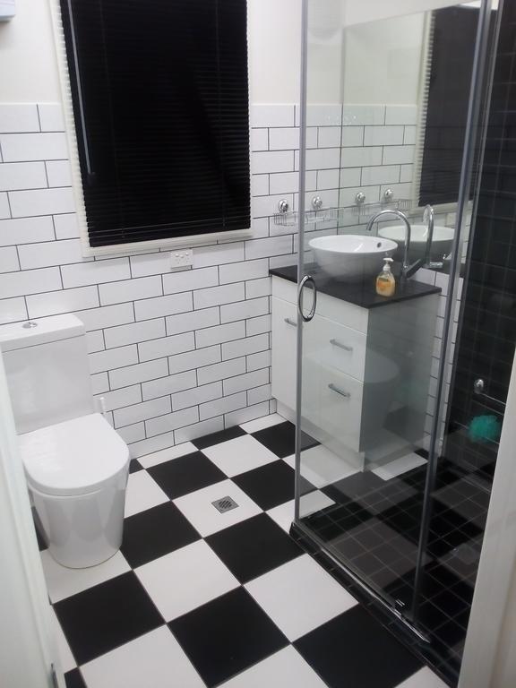 Mount Damper SA Accommodation Redcliffe