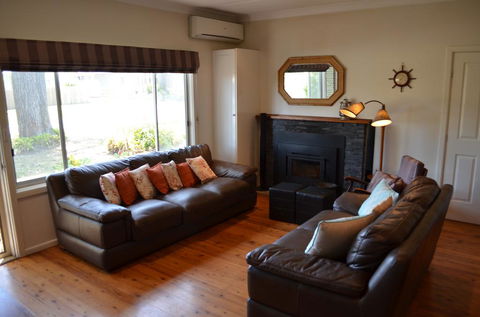 Casa Husky - Accommodation Redcliffe 3
