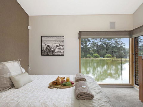 Casa Sul Lago - Quite Simply A Very Special Place - Accommodation Redcliffe 1